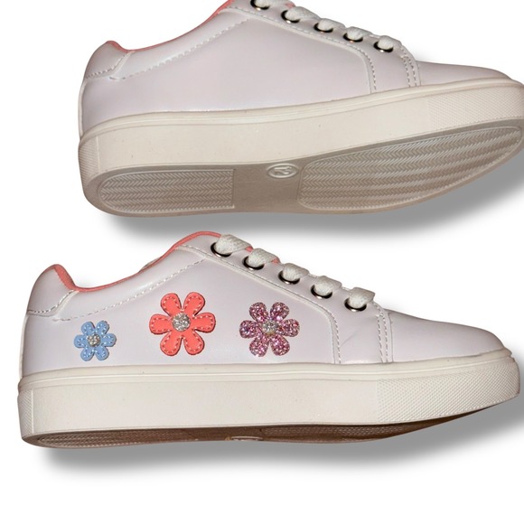 NIB Jessica Simpson Girls' Sneakers Flower Accent Casual Shoes White SZ 12 kids - Picture 1 of 16